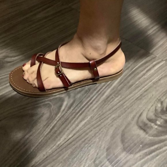 Women's Lavinia Toe Wrap Thong Sandal - Picture 6 of 6